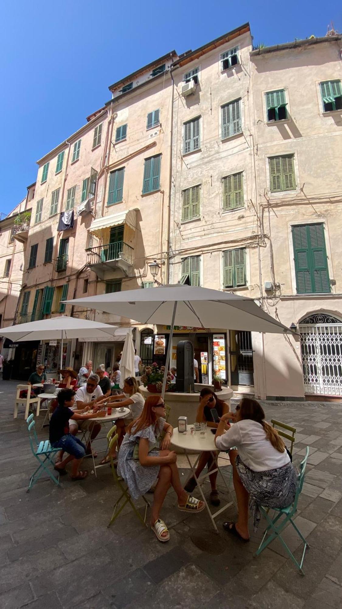 I Tetti Di Via Corradi Sanremo Exterior foto
